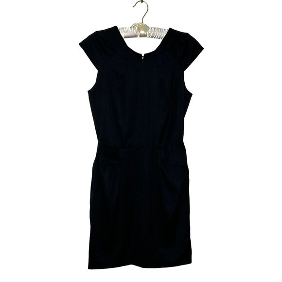 Alice + Olivia Dresses & Skirts - Alice + Olivia  Wool Blend Cap Sleeve Dress Size 0 Black Pinstripe Career Office